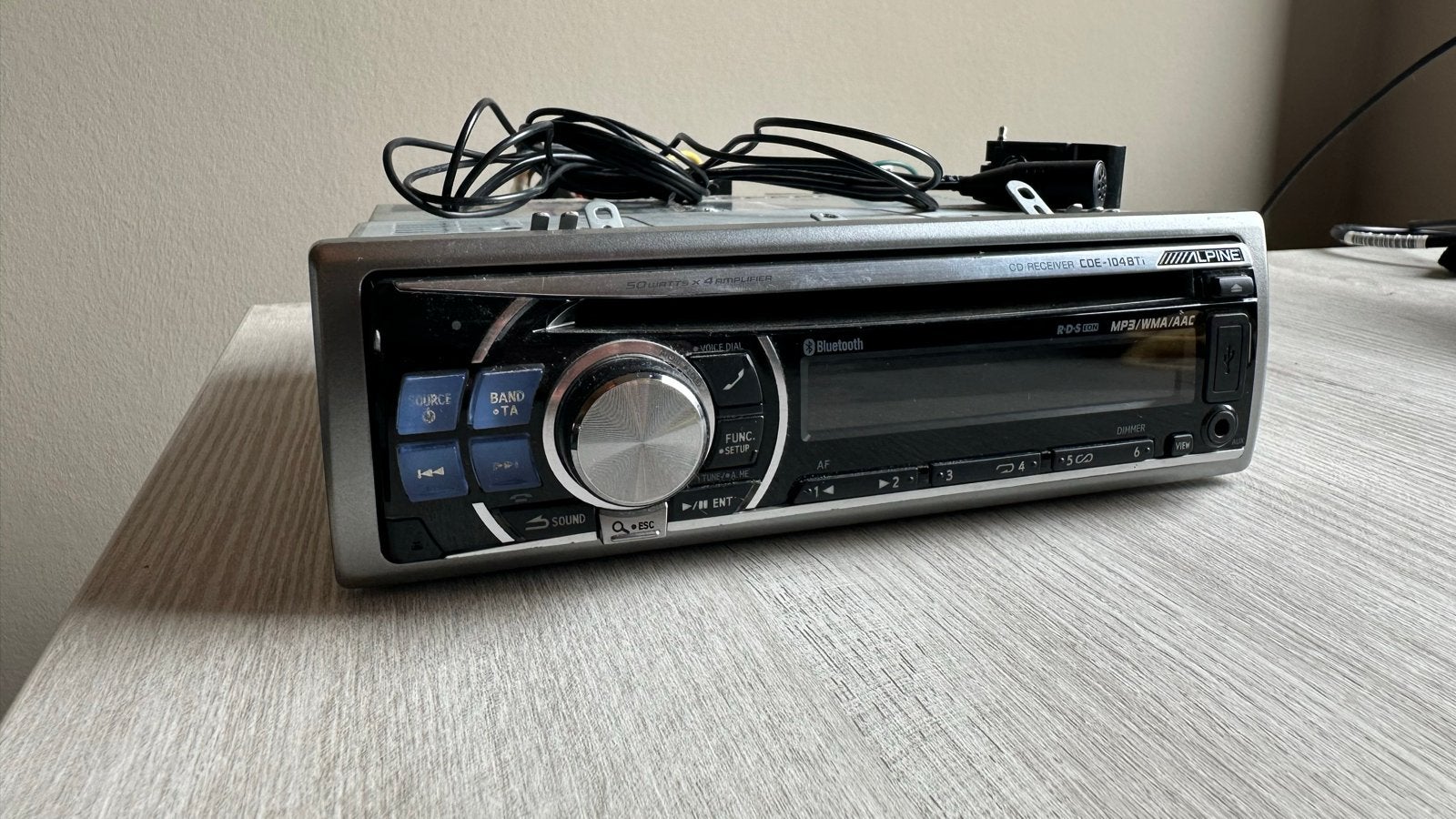 Alpine CDE-104BTi Autoradio met Bluetooth en USB, Ophalen, Gebruikt