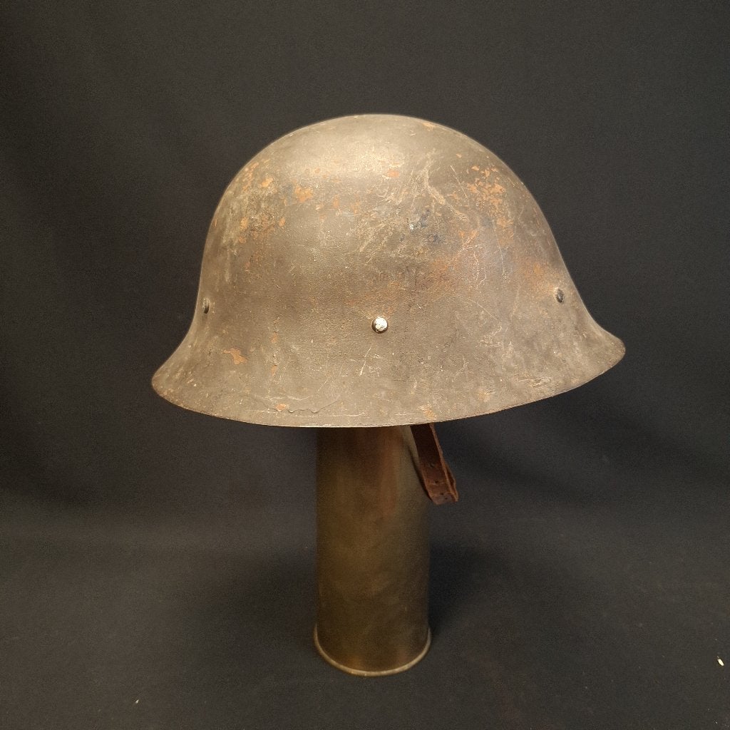 WO2 Zweeds M26 helm, Ophalen of Verzenden, Nederland, Helm of Baret