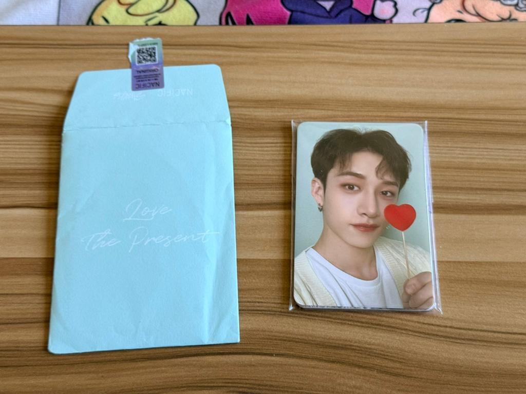 Stray Kids x Nacific photo cards, Ophalen of Verzenden, Zo goed als nieuw, Foto of Kaart