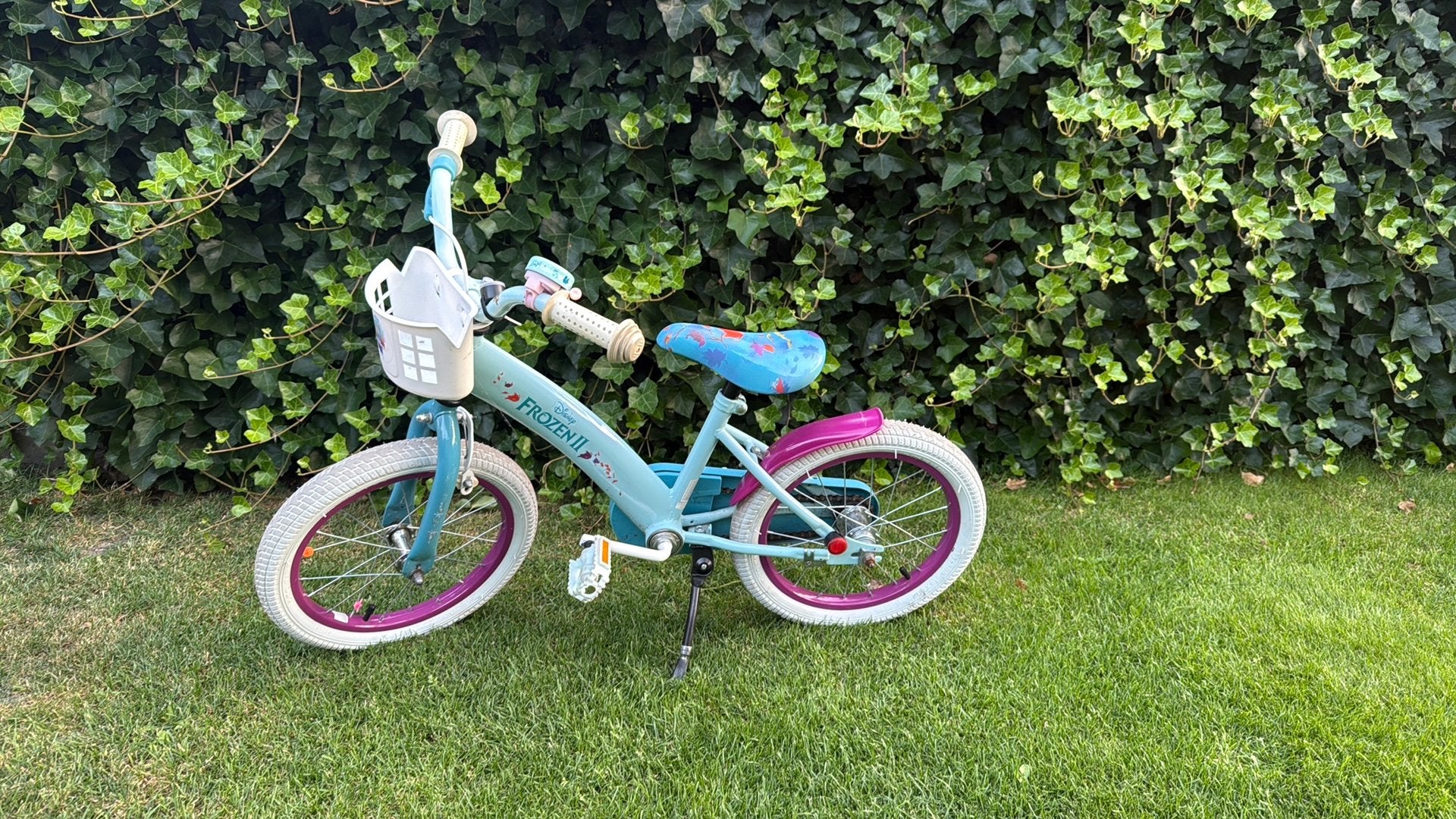 Frozen fiets 16 inch, Fietsen en Brommers, Fietsen | Kinderfietsjes, Ophalen, Gebruikt, Terugtraprem, 16 tot 20 inch
