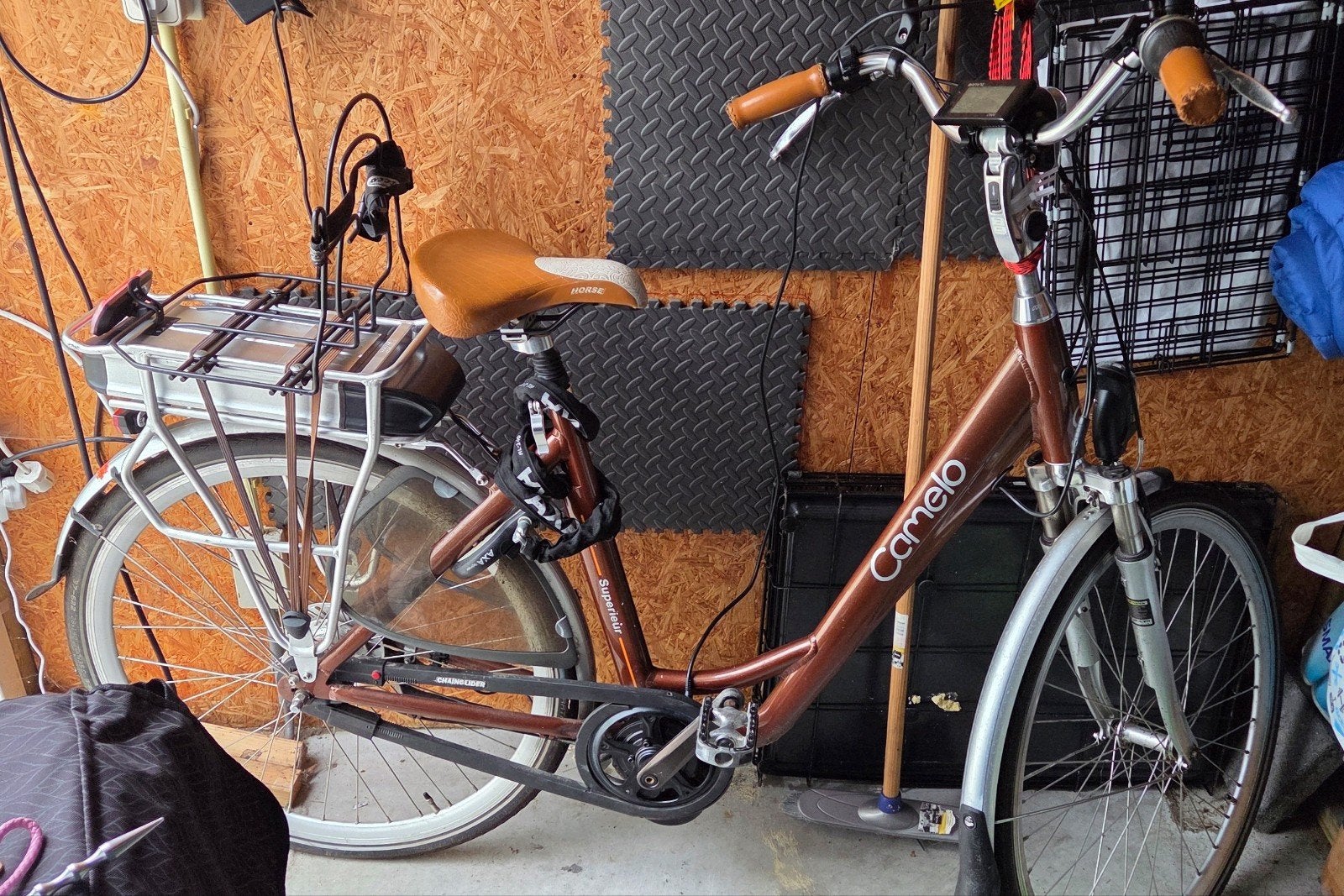 elektrische fiets met nieuwe accu, 55 cm of meer, Ophalen, Gebruikt, Minder dan 10 versnellingen