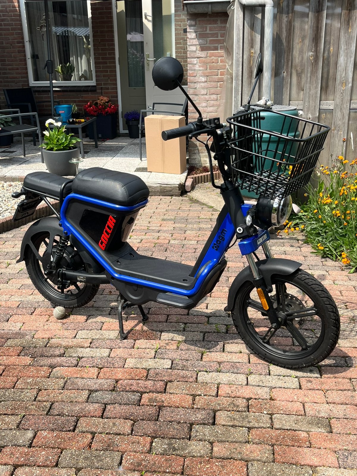 Nieuwe Goccia snorscooter met 65km op teller, Fietsen en Brommers, Snorfietsen en Snorscooters, Elektrisch, Zo goed als nieuw