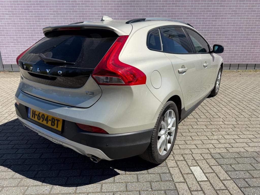 Volvo V40 Cross Country 1.5 T3 Polar+ Luxury | Lederen Bekle, Auto's, 12 maanden, 1498 cc, 4 cilinders, Parkeerassistent