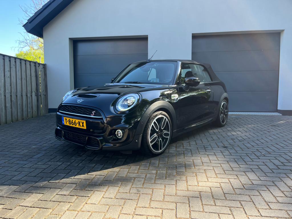 Mini Cooper S Cabrio | Automaat | JCW PACK | HUD | H&K, Auto's, Mini, 1998 cc, Cabriolet, 4 stoelen, Zwart