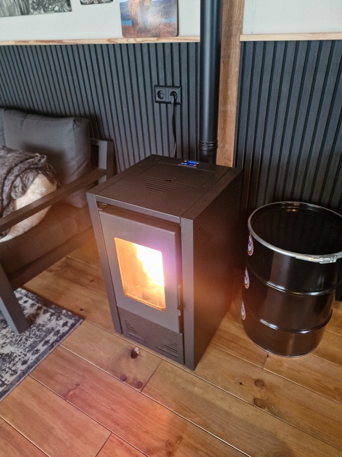 KStove Tiny 2 Pelletkachel 6kW met digitaal display, Ophalen, Zo goed als nieuw, Overige brandstoffen, Vrijstaand