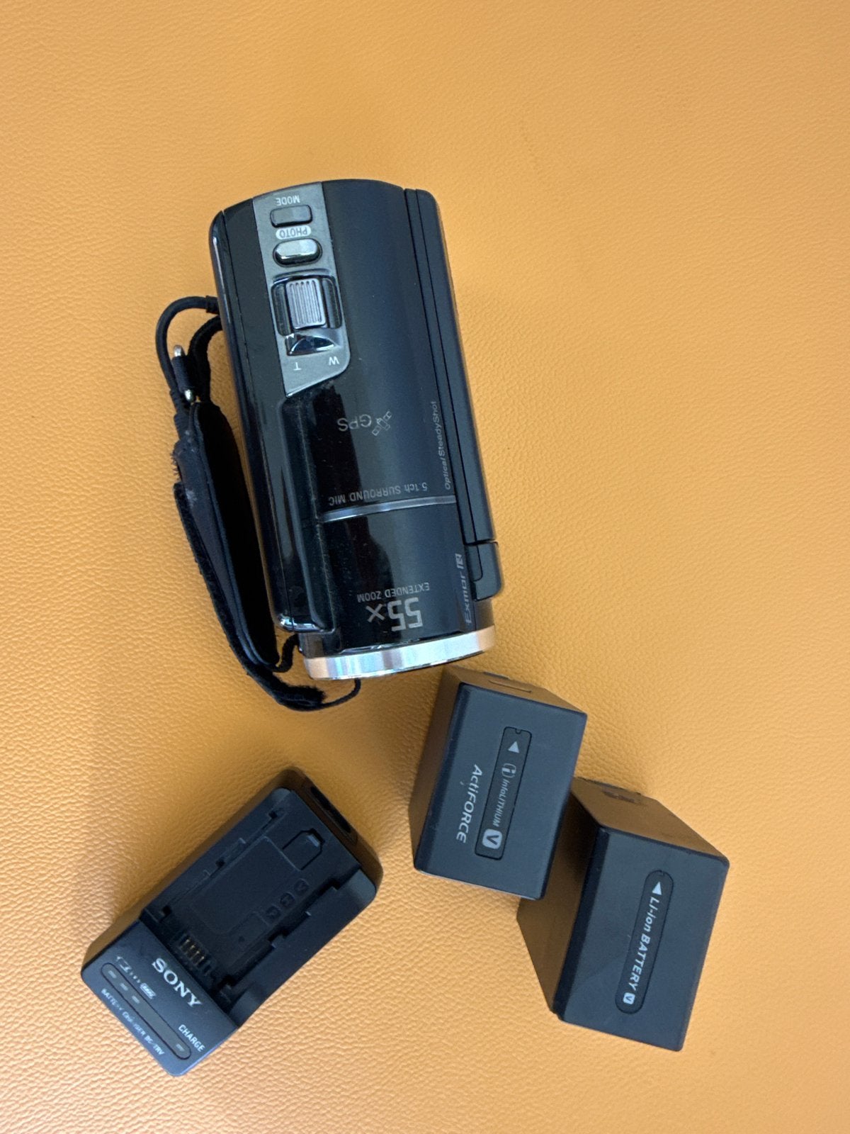Sony HDR-XR260VE Full HD Camcorder met 55x Zoom en GPS, Full HD, Gebruikt, 20x of meer, Overige soorten