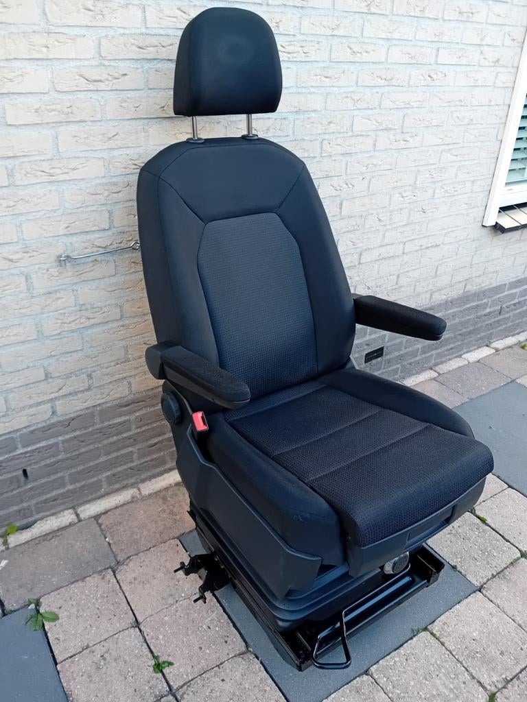 Man tge VW Crafter geveerde stoel alleen bellen 06 44845241, Auto-onderdelen, Interieur en Bekleding, Ophalen, Overige automerken