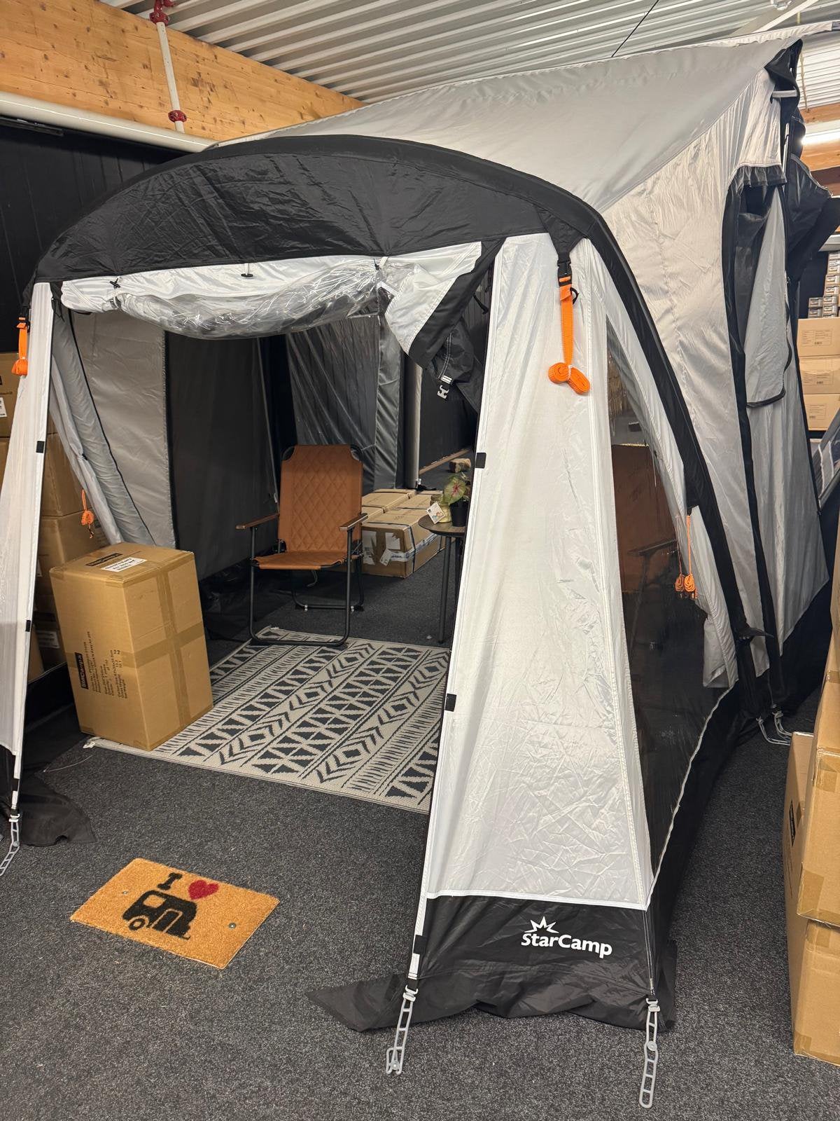Voortent voor caravan, Ophalen, Zo goed als nieuw