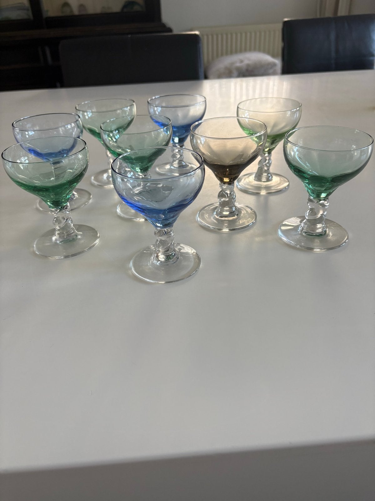 Set van 9 Vintage Gekleurde wijnglazen, Antiek en Kunst, Ophalen of Verzenden