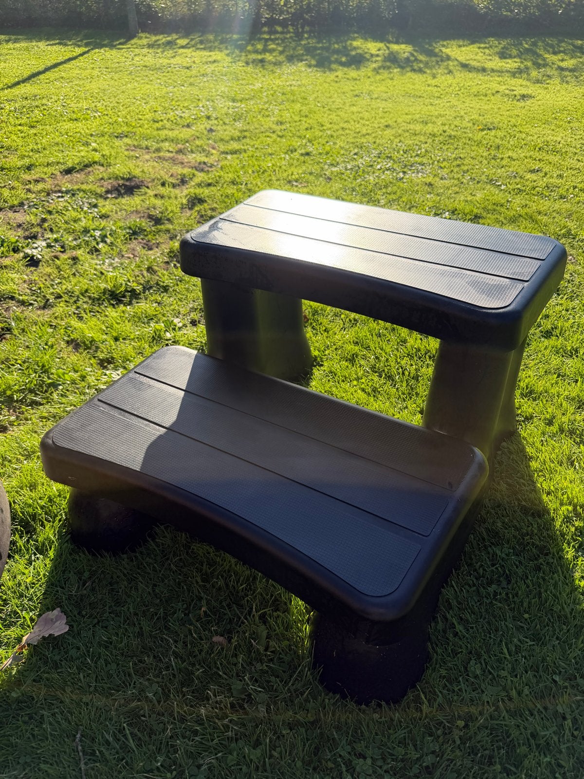 Zwarte kunststof opstap voor Jacuzzi, caravan of camper, Ophalen, Gebruikt