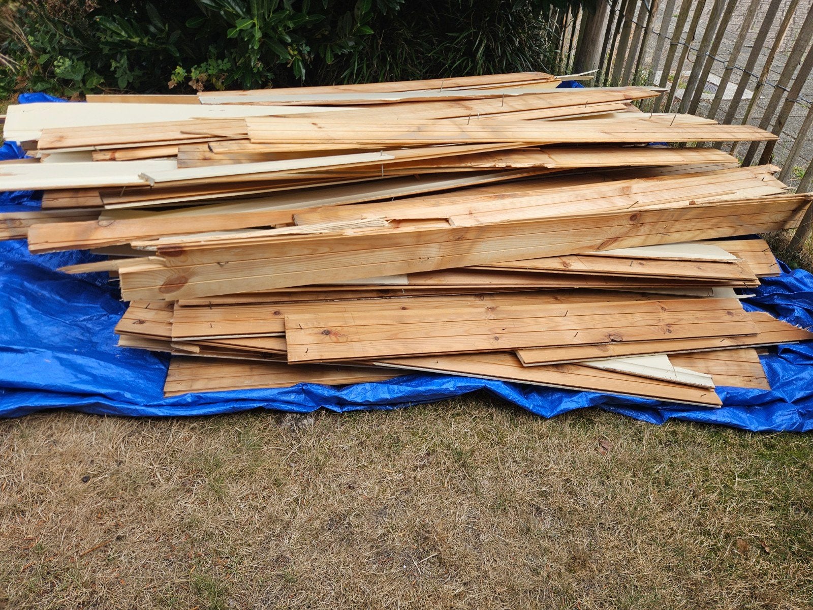 (GAAT DEZE WEEK WEG)loophout, brandhout, haardhout, bouwhout, Tuin en Terras, Haardhout, Minder dan 3 m³, Ophalen, Overige houtsoorten