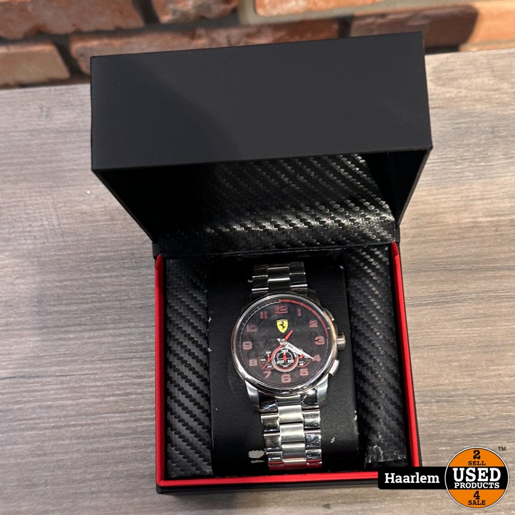 Scuderia Ferrari Heritage Watch 0830065 - Nieuwstaat - plast, Salvatore Ferragamo, Gebruikt, Support@salvatoreferragamo.com, Via dei Tornabuoni, 2
50123 Florence
Italy