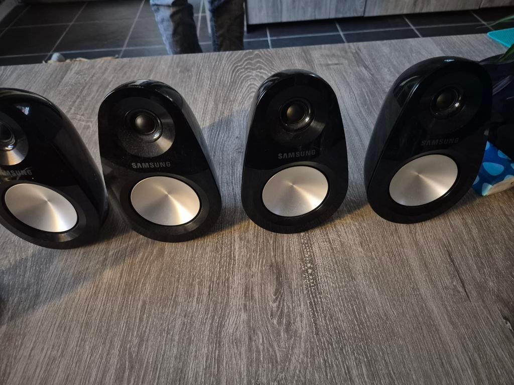 Samsung Surround Speakers in topstaat, Ophalen of Verzenden, Zo goed als nieuw, Front, Rear of Stereo speakers, Overige merken