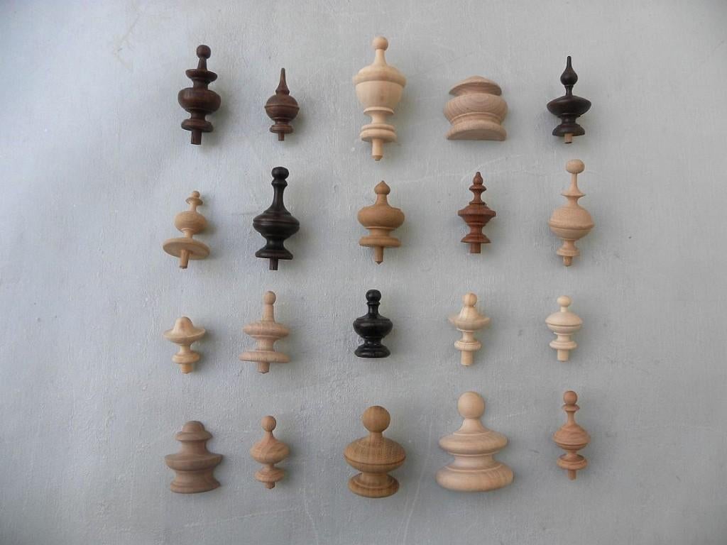 Doos met houten tollen, torens, Antiek en Kunst, Antiek | Klokken, Ophalen of Verzenden