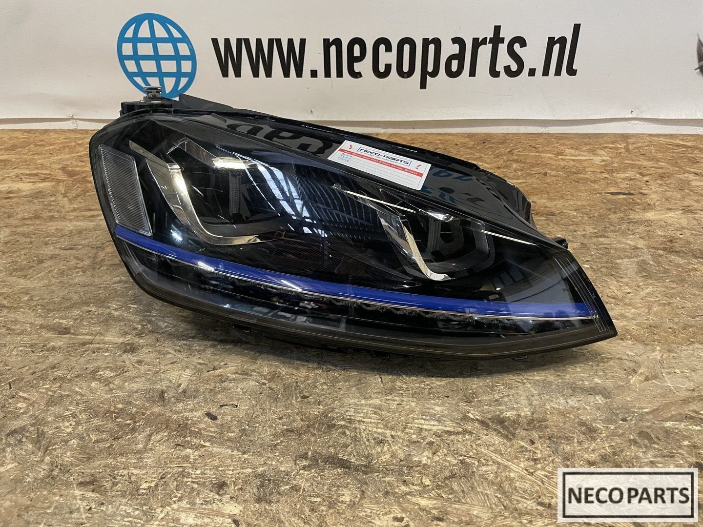 VW GOLF 7 GTE FULL LED KOPLAMP RECHTS ALLES LEVERBAAR !!, Gebruikt, -, Volkswagen, -