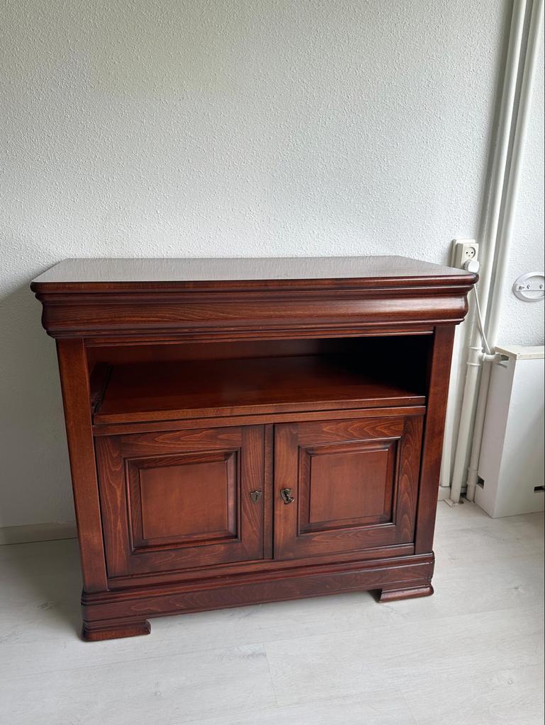 Klassiek houten dressoir met opbergruimte, Ophalen, Gebruikt, 100 tot 150 cm, Minder dan 100 cm
