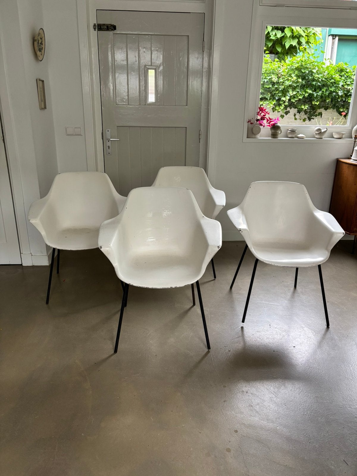 4 kuipstoelen, model Vampire,  Pierre Guariche, Ophalen, Gebruikt