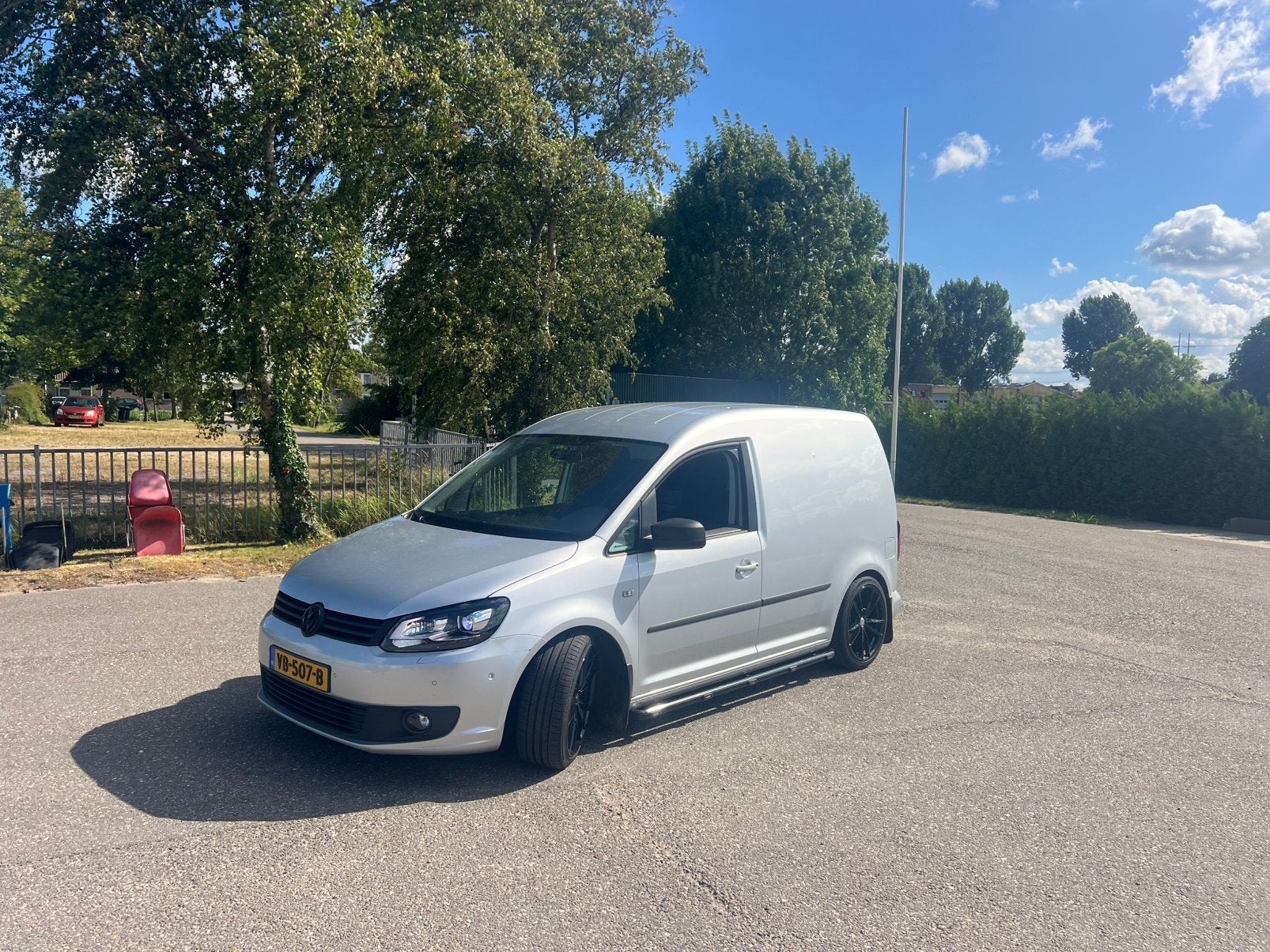 Volkswagen Caddy 1.6 D 75KW 2013, Automaat, Euro 5, Zwart, 4 cilinders