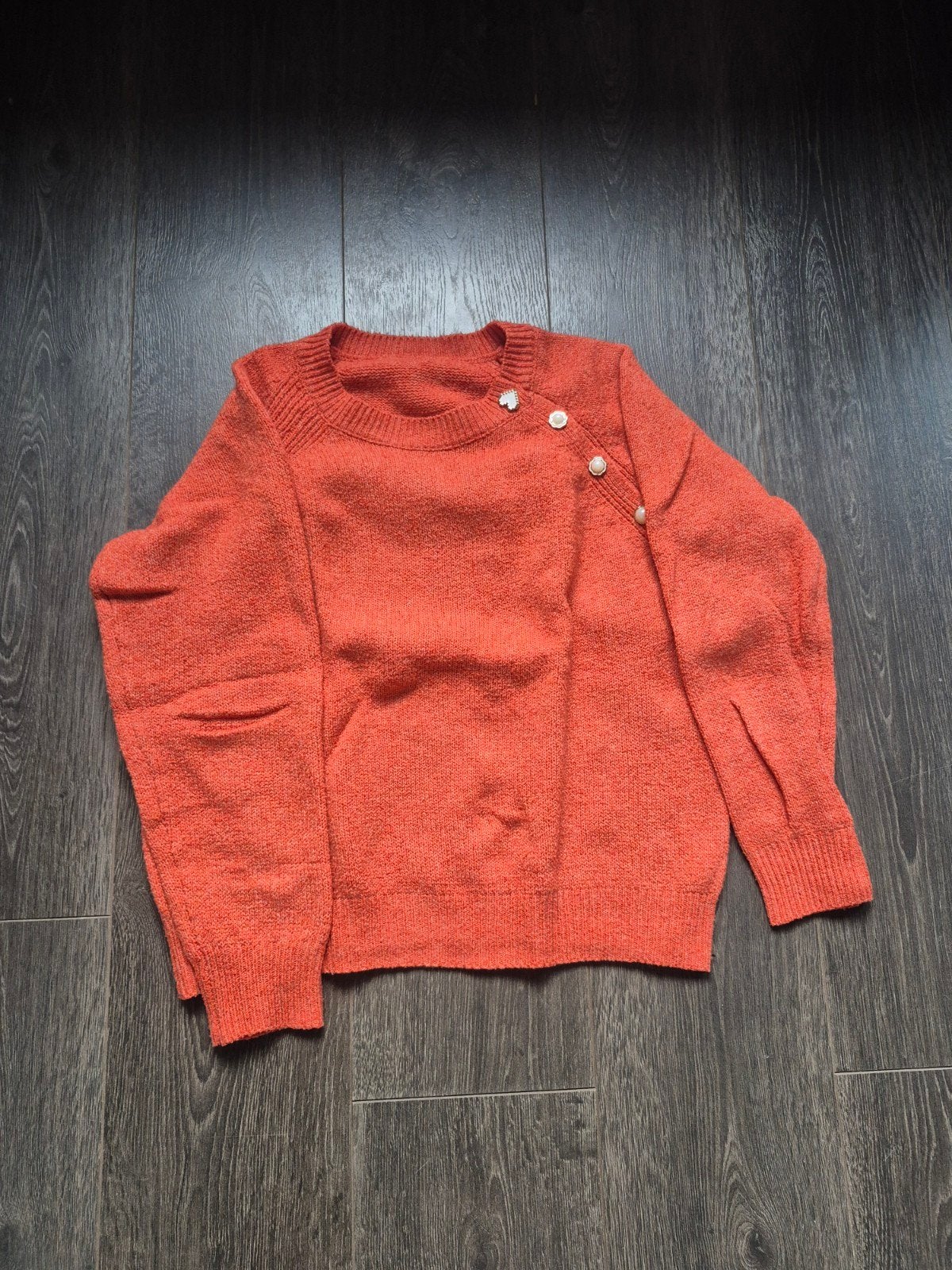Oranje trui met knoopdetails maat M, Ophalen of Verzenden, Zo goed als nieuw, Maat 38/40 (M)