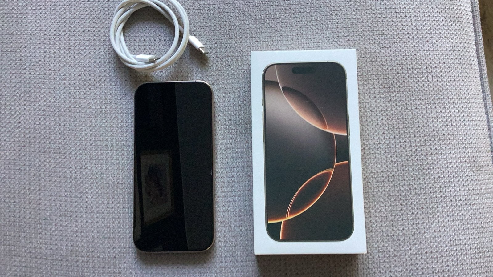 iPhone 16 pro 512 GB Goud - Zo goed als nieuw, Telecommunicatie, 512 GB, Zo goed als nieuw, Zonder simlock, Zonder abonnement
