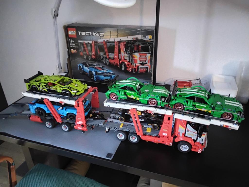 Lego autotransporter met  5 autos, Ophalen of Verzenden, Zo goed als nieuw