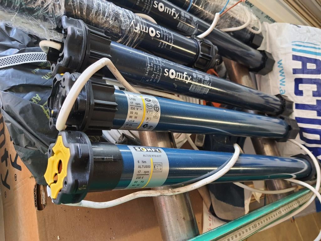 2xrts 6nm somfy, Ophalen of Verzenden, Wit, Minder dan 100 cm, Minder dan 100 cm