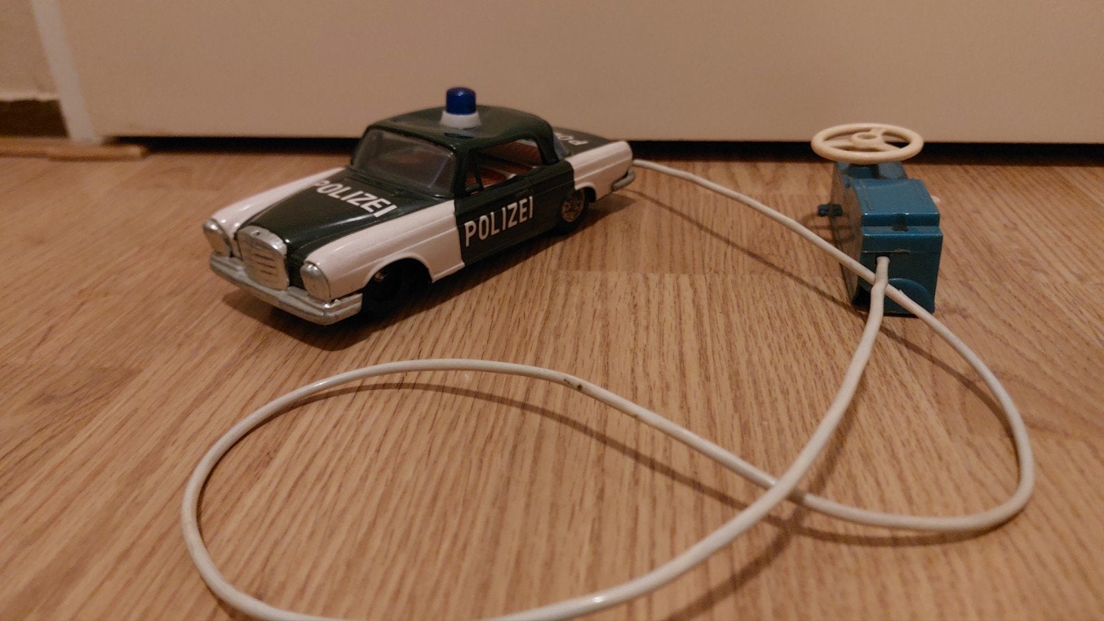 blikken Mercedes, Ophalen of Verzenden