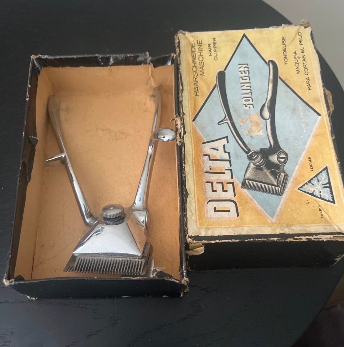 Vintage handmatige tondeuse Delta Solingen in originele doos, Ophalen of Verzenden