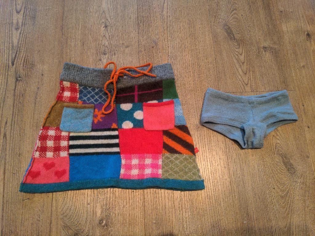 Wollen rok en onderbroek 98-104, Meisje, Ophalen of Verzenden, Zo goed als nieuw, Jurk of Rok