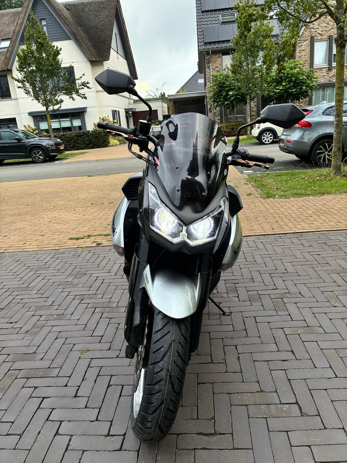 Kawasaki Z1000 met lage km stand en net onderhoud gehad, Motoren, Occasion, 4 cilinders, Motorrijbewijs A, Particulier