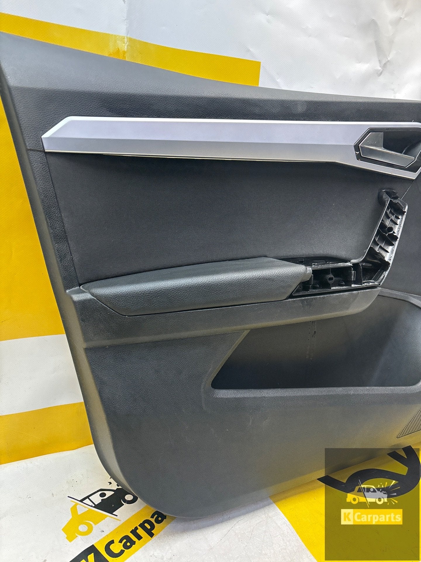 Seat Ibiza 6F Deurpaneel Origineel 6F0867011DP bekleding, Gebruikt, Autovia A-2, Km 585 585
08760  Martorell, ES, Ophalen of Verzenden