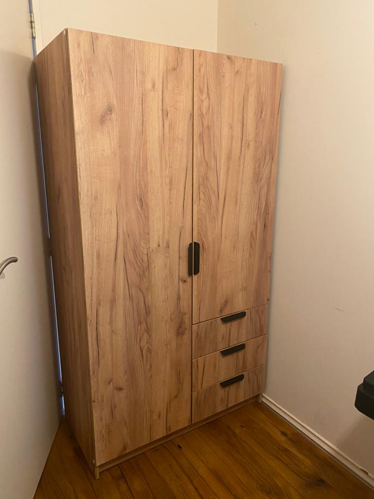 Kleding kast Jysk, Huis en Inrichting, Kasten | Kledingkasten, 100 tot 150 cm, Modern strak, Ophalen of Verzenden, Zo goed als nieuw