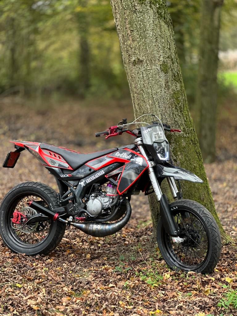 Aprilia sx 88cc, Ophalen, 6 versnellingen, Maximaal 45 km/u, Zo goed als nieuw