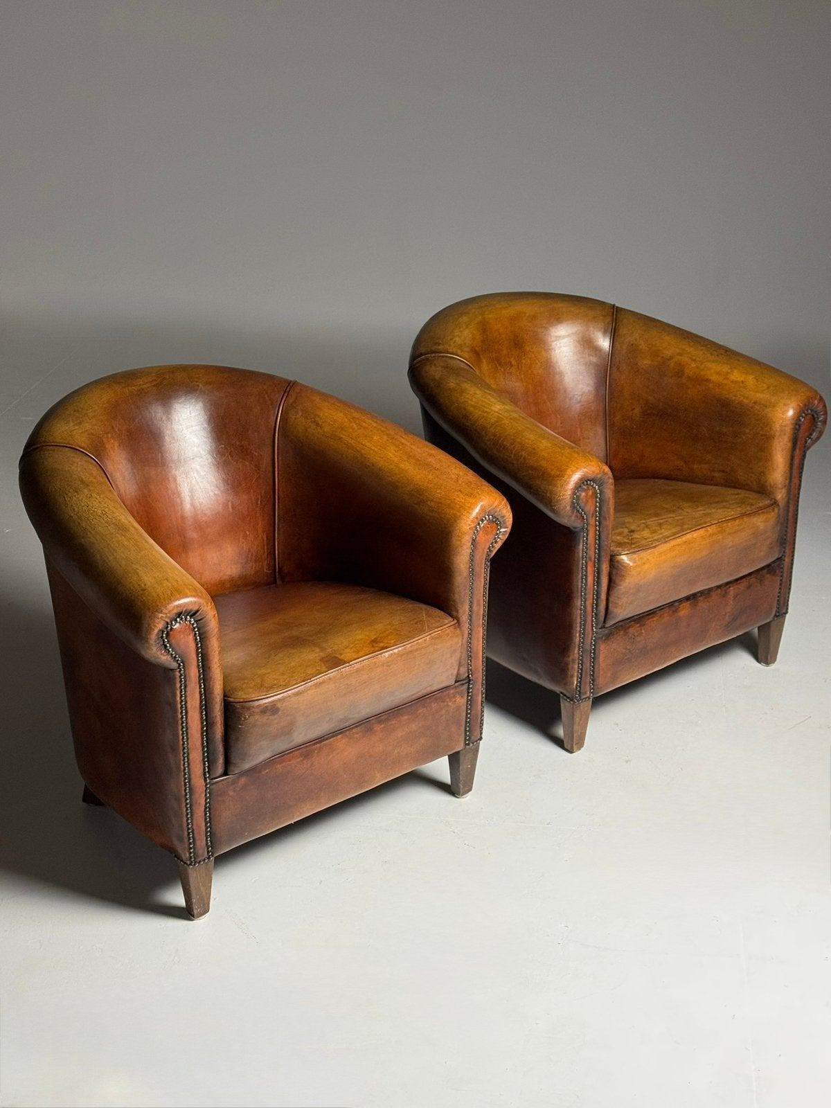 Schapenleren clubfauteuil 2x klassiek