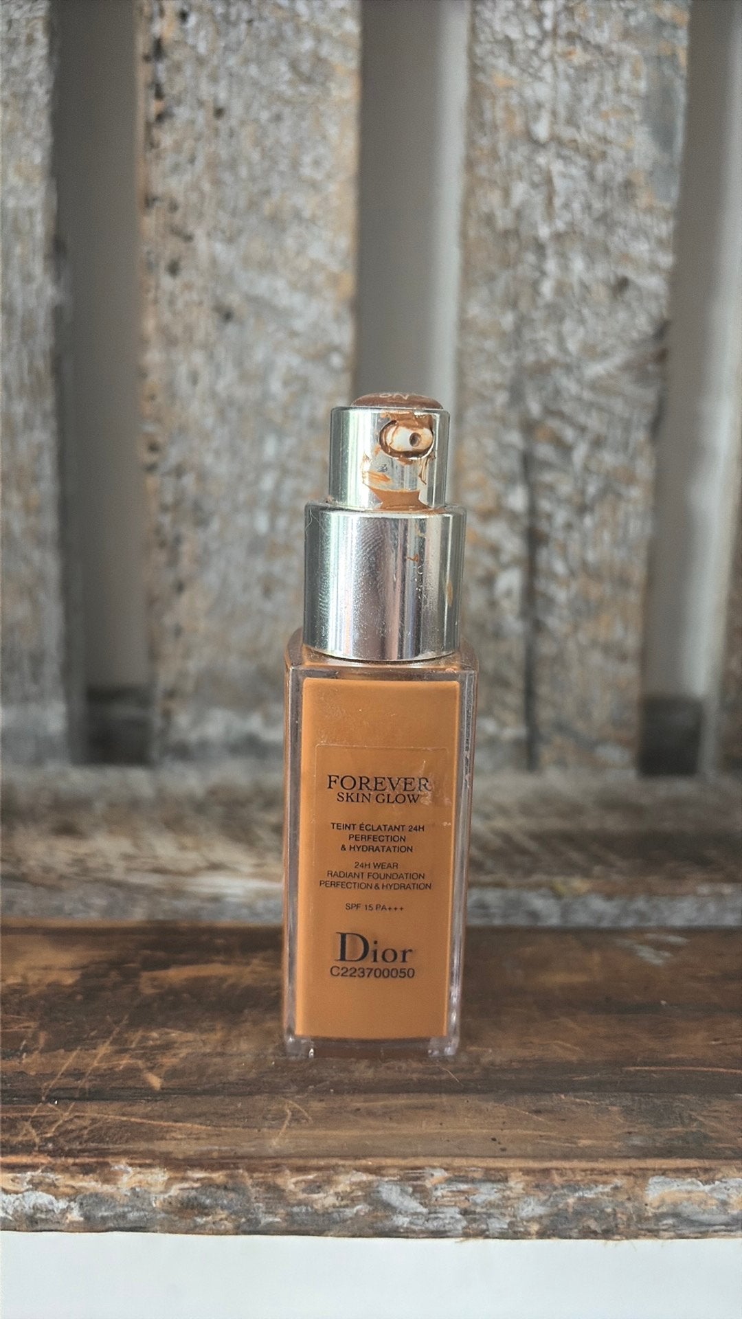 Dior Forever Skin Glow Foundation 5N, Ophalen of Verzenden, Zo goed als nieuw, Beige, Gehele gezicht