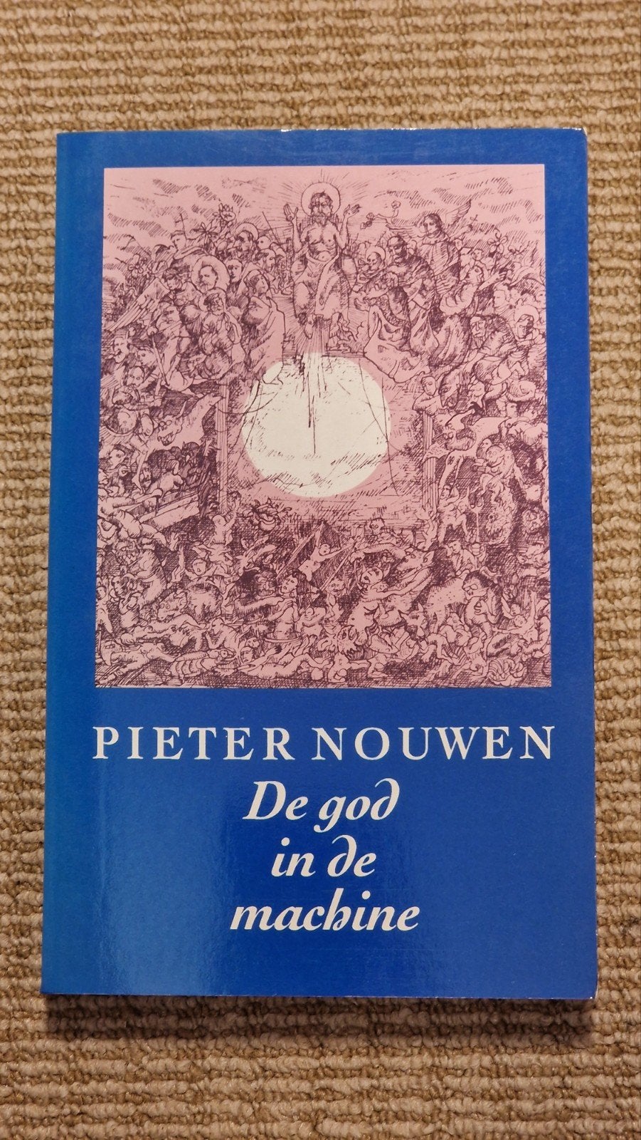 Pieter Nouwen - De god in de machine, Boeken, Ophalen of Verzenden, Gelezen