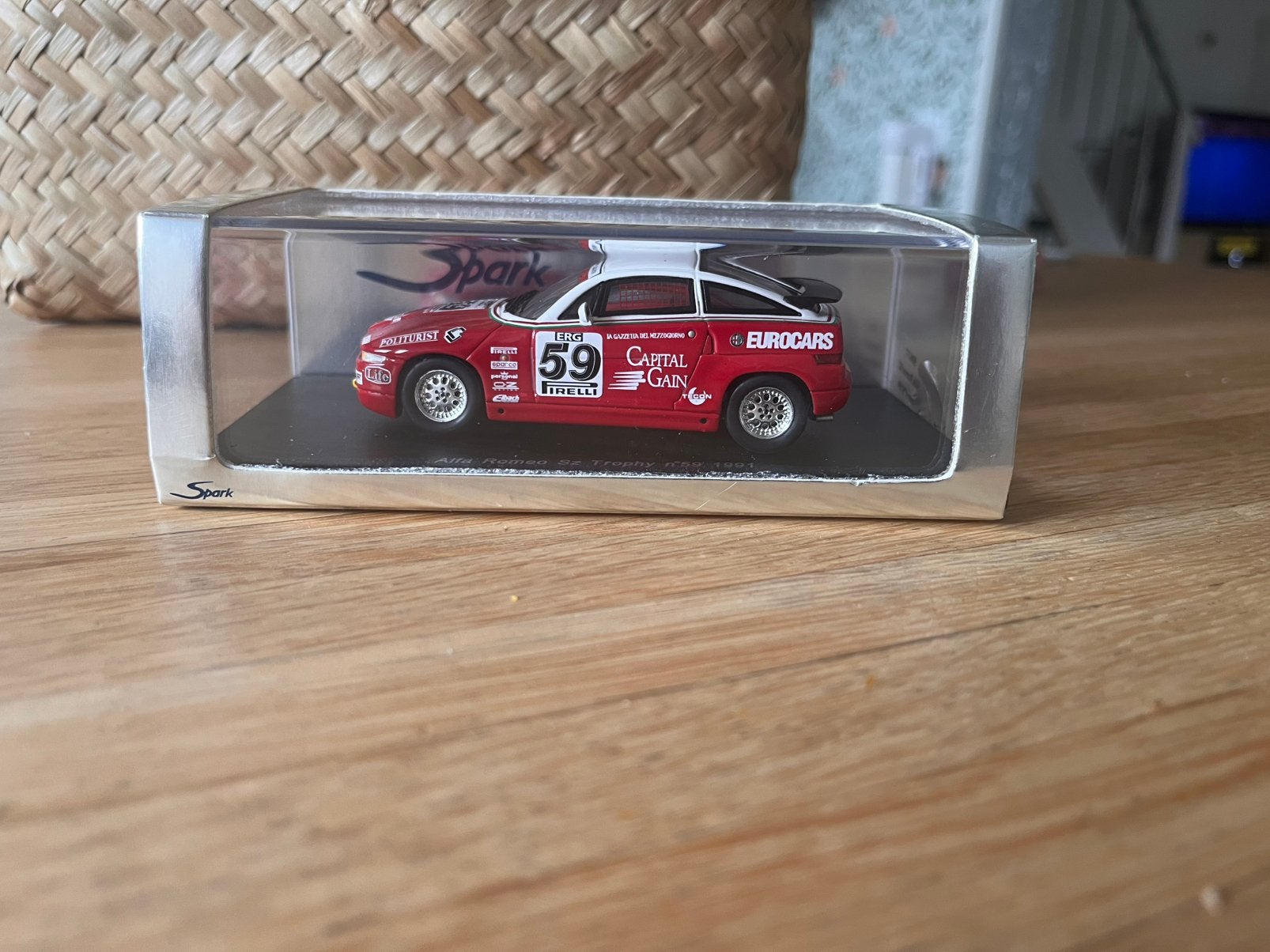 Alfa Romeo SZ 1/43 Spark, Ophalen of Verzenden, Nieuw, Auto, Overige merken