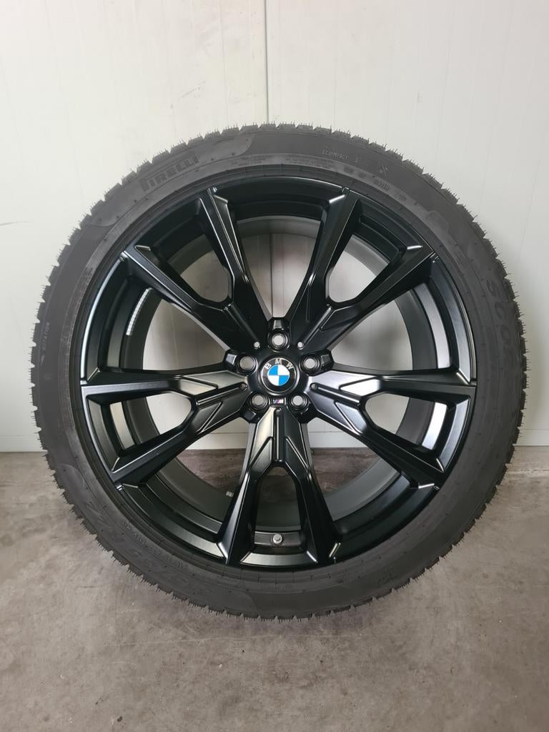 22' BMW X7 G07 Styling 755M Matzwart met winterbanden 8mm, Auto-onderdelen, Banden en Velgen, 275 mm, Banden en Velgen, Overige maten