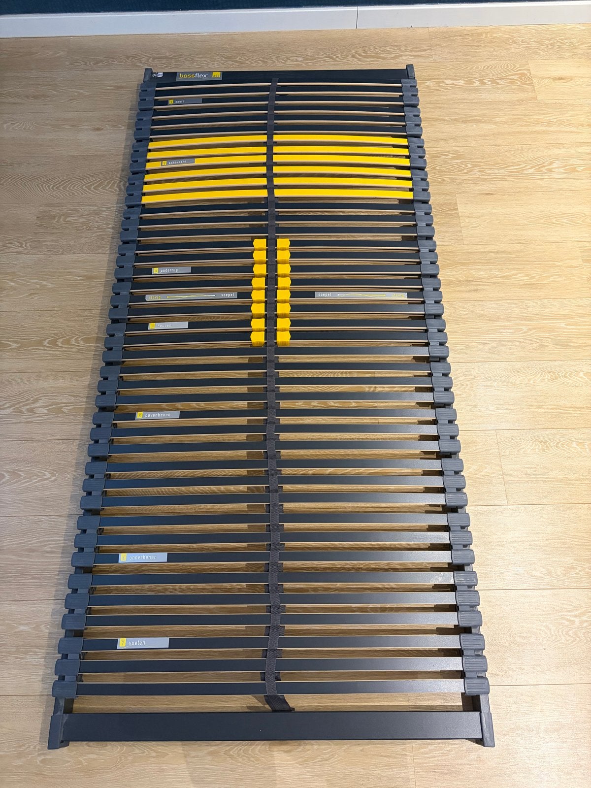 Lattenbodem Bossflex 600 vlak, Ophalen, Gebruikt, 90 cm, Eenpersoons
