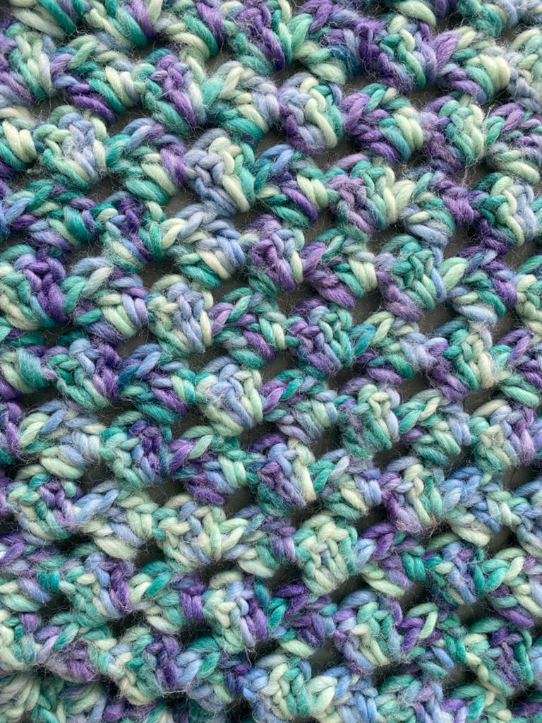 Gehaakte stola met franjes - Blauw/Paars/mint groen, Ophalen of Verzenden, Nieuw