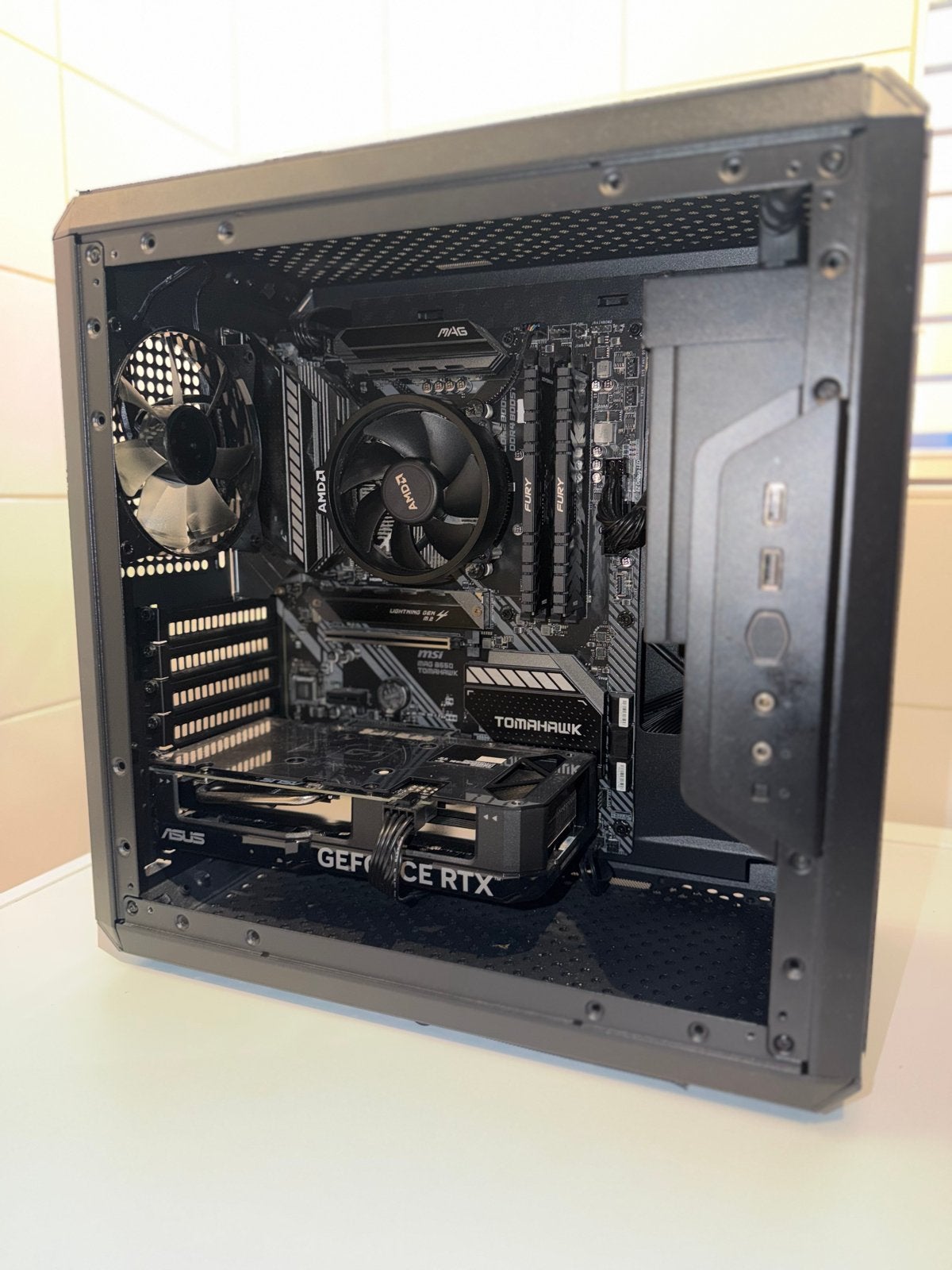 Krachtige Gaming PC - AMD Ryzen 5, RTX 4060, Ophalen, Zo goed als nieuw, Gaming, SSD