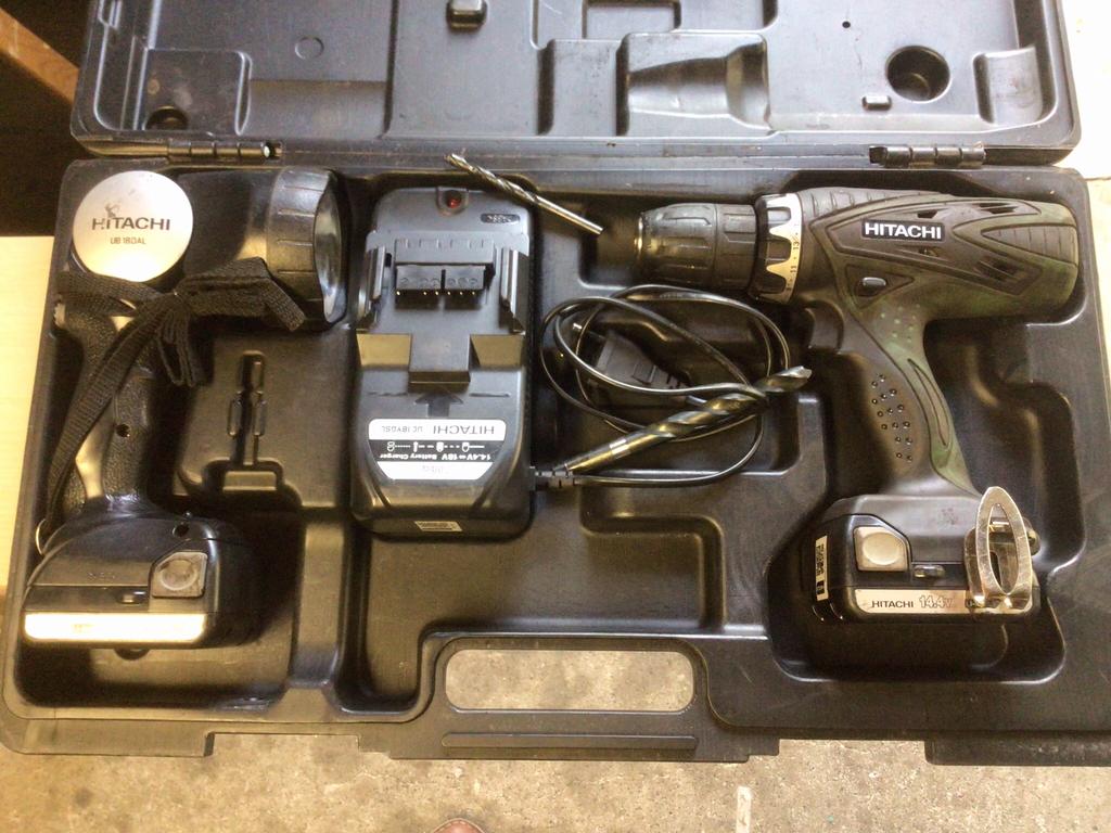 Accu boor Hitachi DS 140SFL, Ophalen of Verzenden, Gebruikt, Minder dan 400 watt, Boor- en Schroefmachine