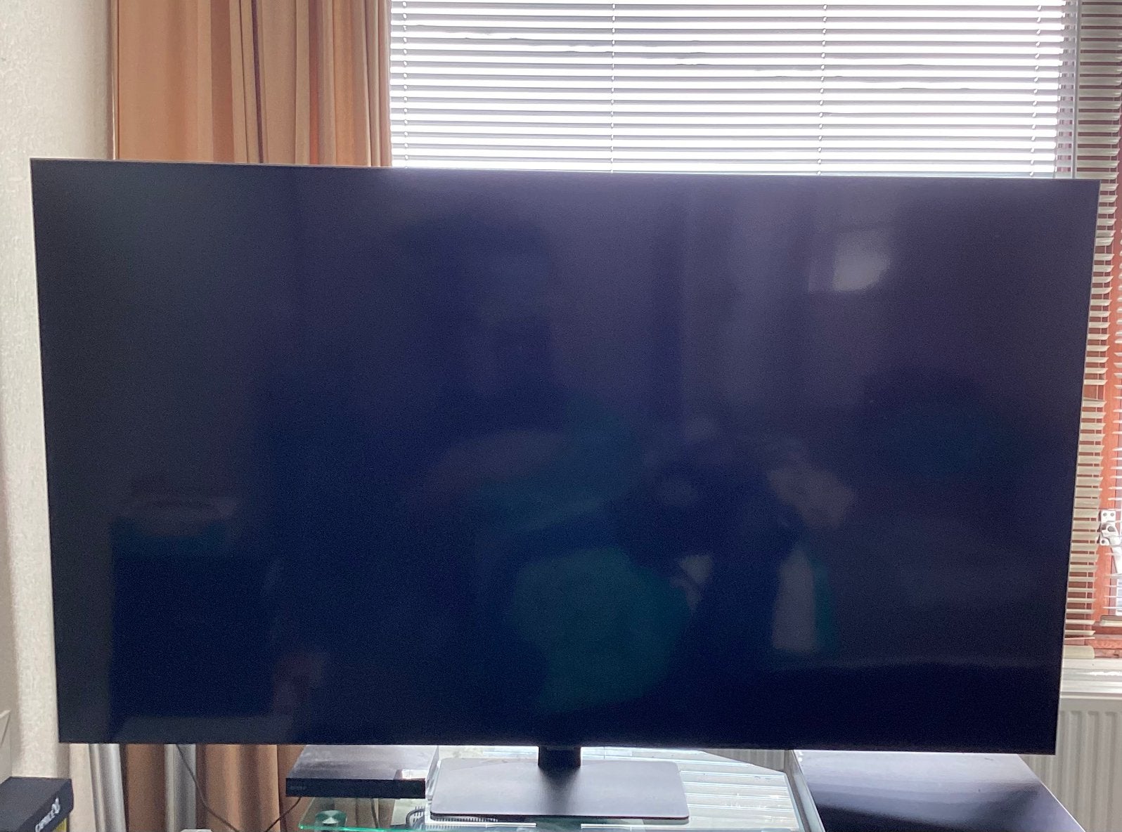 TV 75 inch