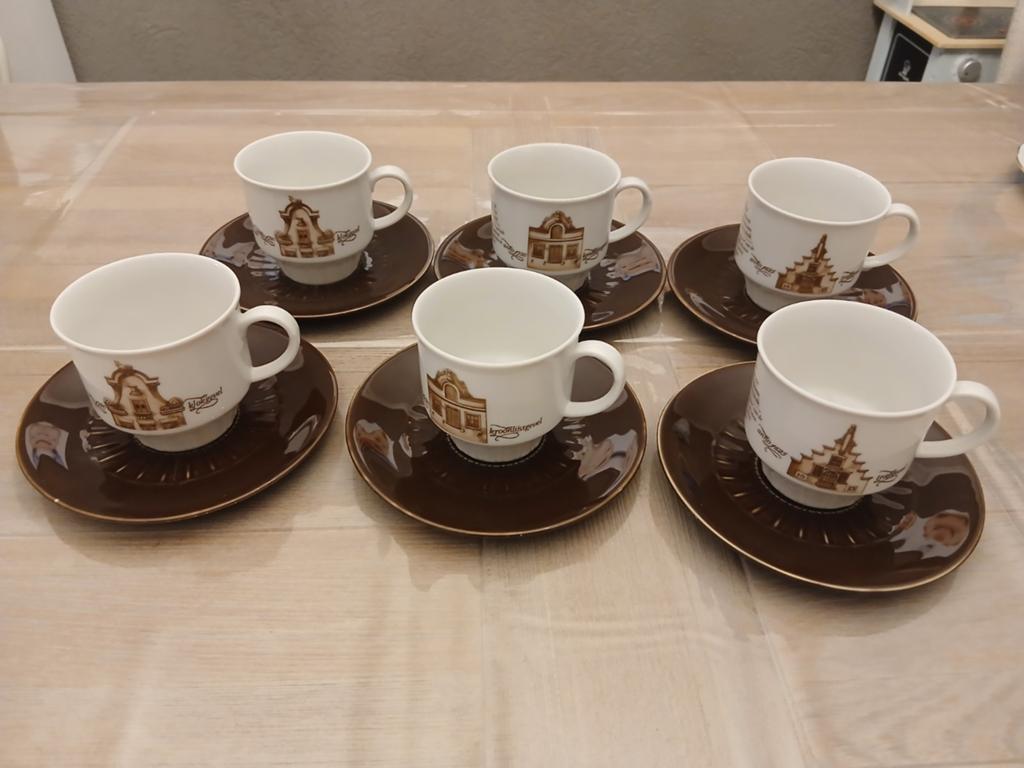 6 vintage Nutroma kop en schotels., Ophalen of Verzenden