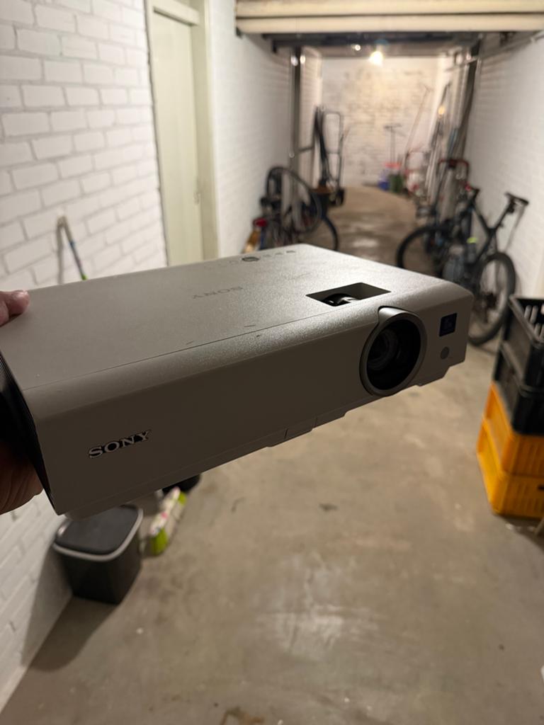 Sony VPL-DX120 Beamer - Compact en Krachtig, Ophalen of Verzenden, Zo goed als nieuw, LCD, Overige resoluties