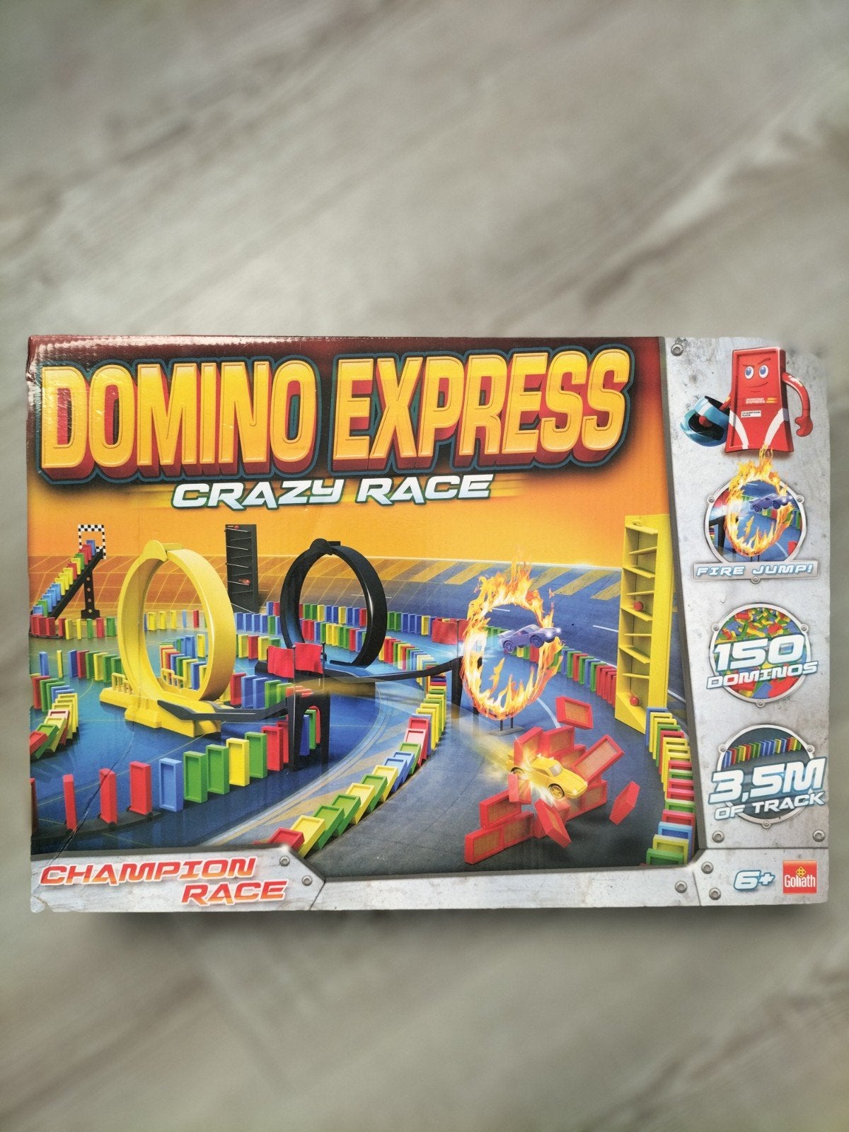 Domino Express Crazy Race - Goliath, Ophalen of Verzenden, Zo goed als nieuw, Jongen of Meisje