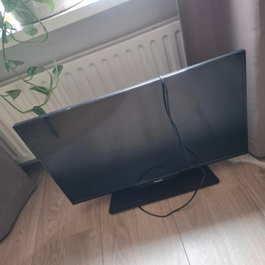 Philips 32 inch TV met groene streep (mogelijk software), Audio, Tv en Foto, Televisies, Gebruikt, 80 tot 100 cm, Philips, 50 Hz