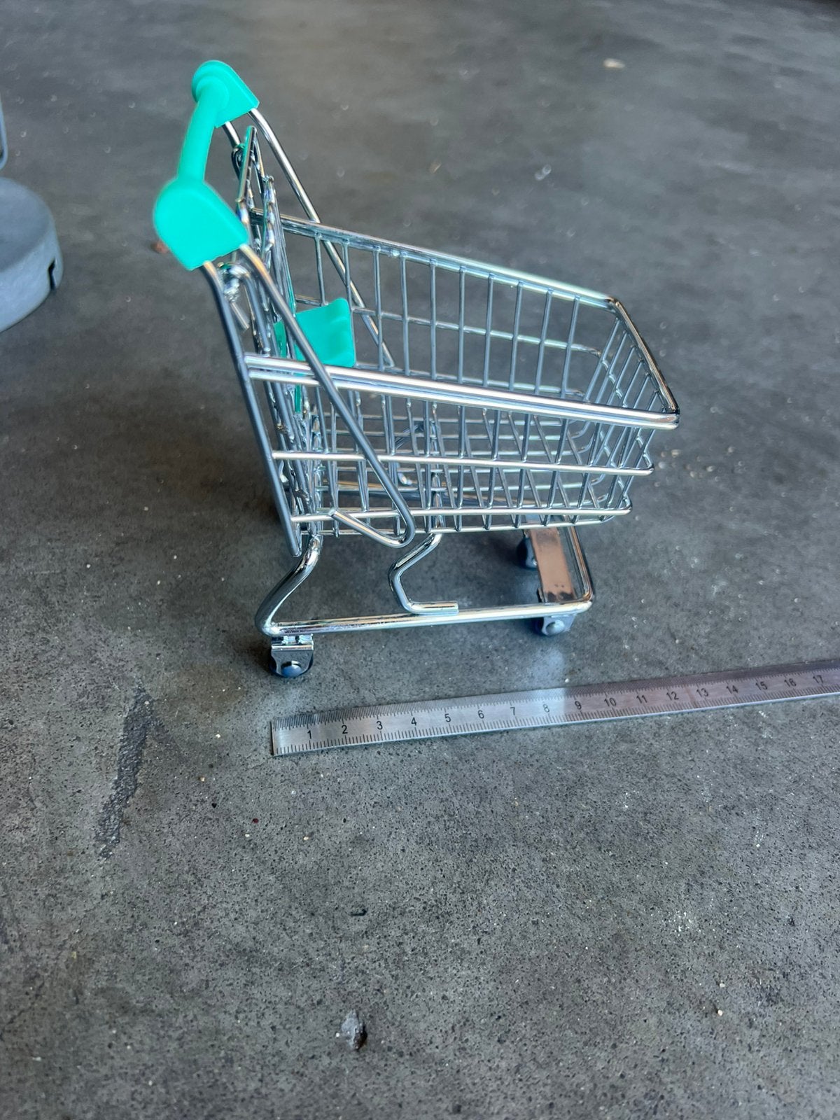 Miniatuur winkelwagentje, Ophalen, Zo goed als nieuw