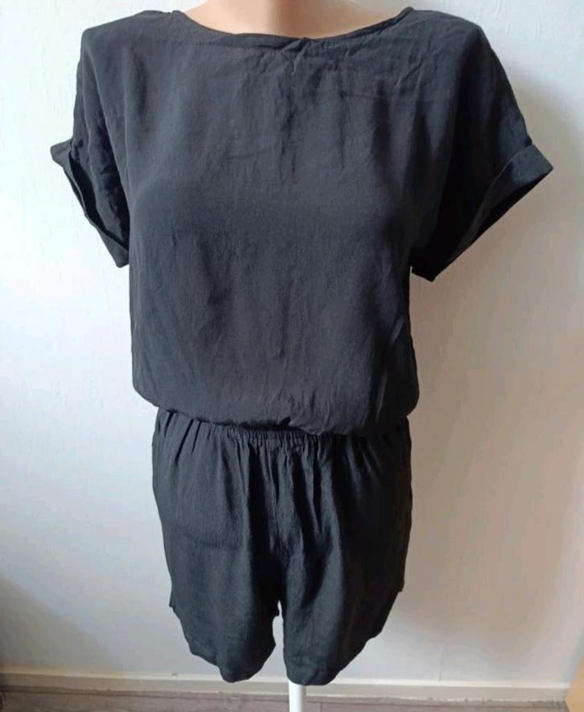 Zwarte jumpsuit maat XS met open rug, Kleding | Dames, Jumpsuits, Zwart, MNG, Ophalen of Verzenden, Maat 34 (XS) of kleiner