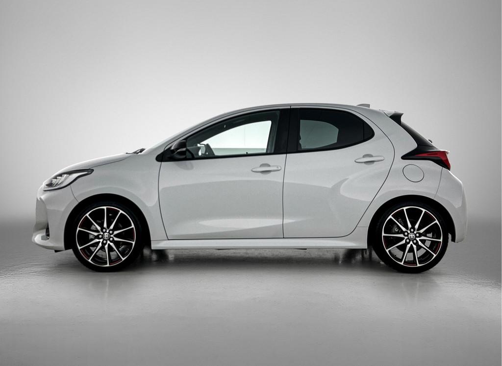 Toyota Yaris 1.5 Hybrid 130 GR SPORT | BTW Voertuig | Sporti, Auto's, Toyota, 12 maanden, 450 kg, Gebruikt, 450 kg